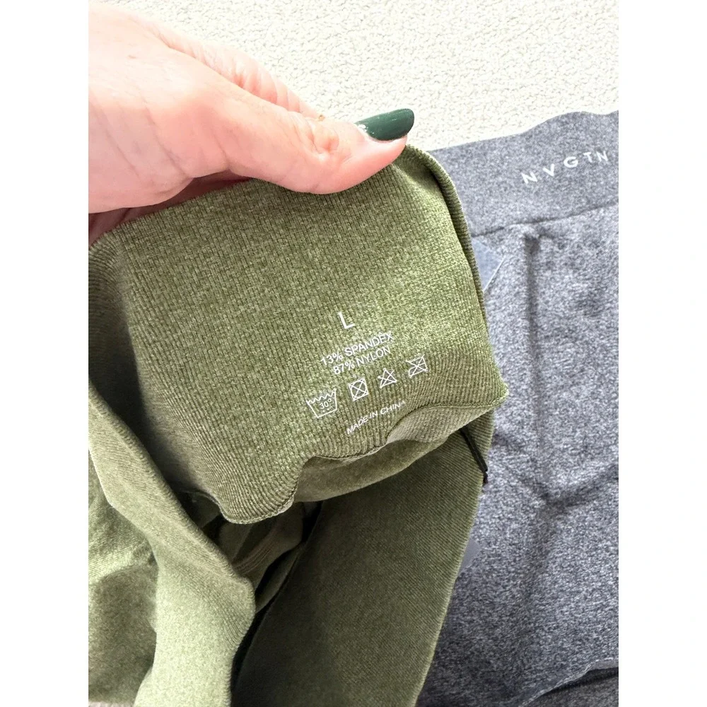 NVGTN Athleisure Biker Shorts Size L Green Grey Seamless 2 Pack‎
